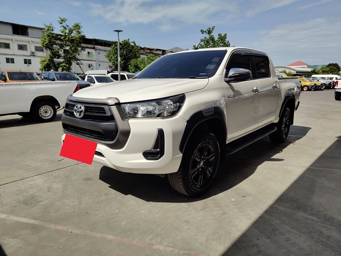 TOYOTA Hilux