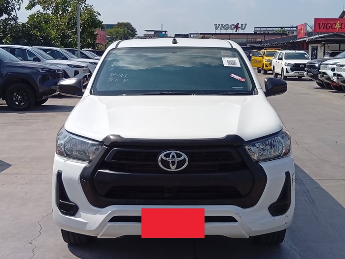TOYOTA Hilux