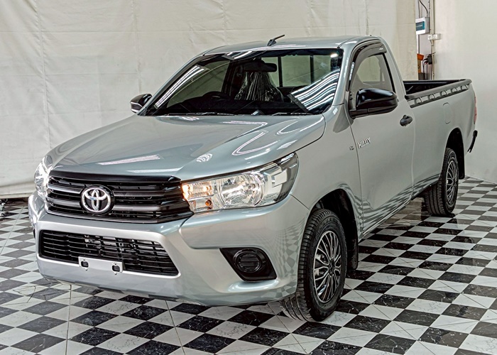 TOYOTA Hilux