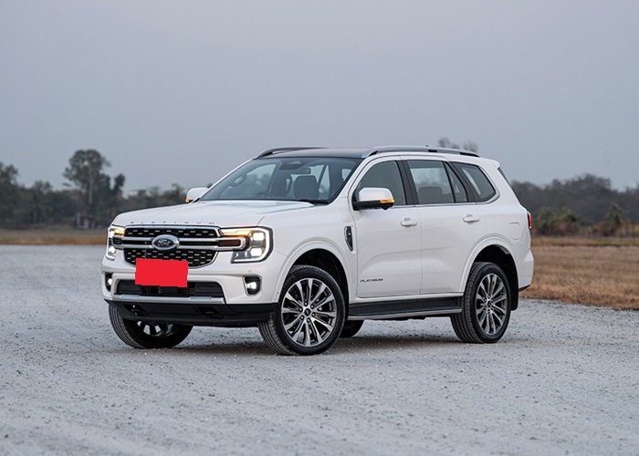 FORD EVEREST.