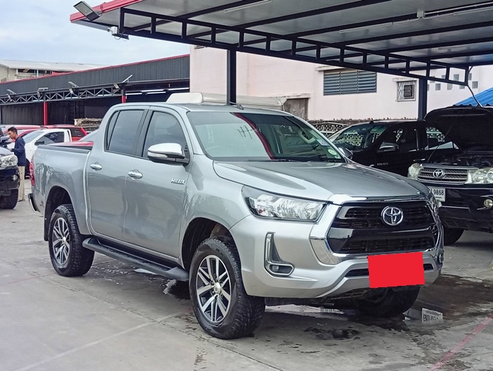 TOYOTA Hilux