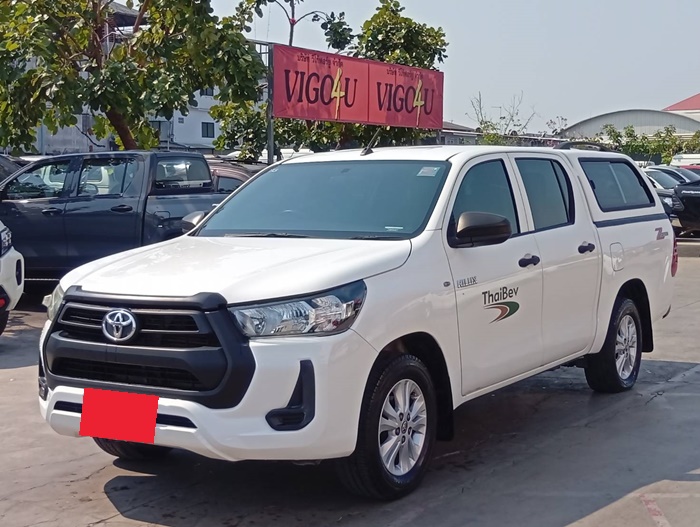 TOYOTA Hilux