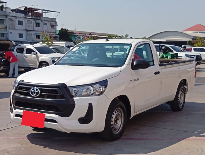 TOYOTA Hilux