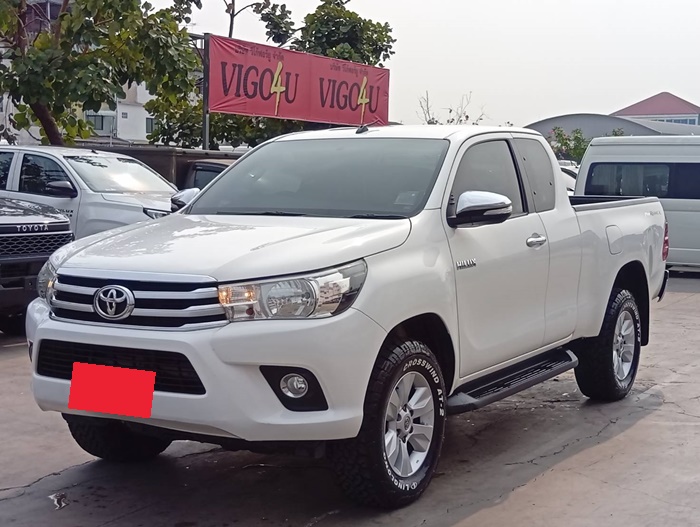 TOYOTA Hilux
