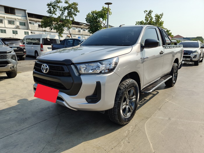 TOYOTA Hilux