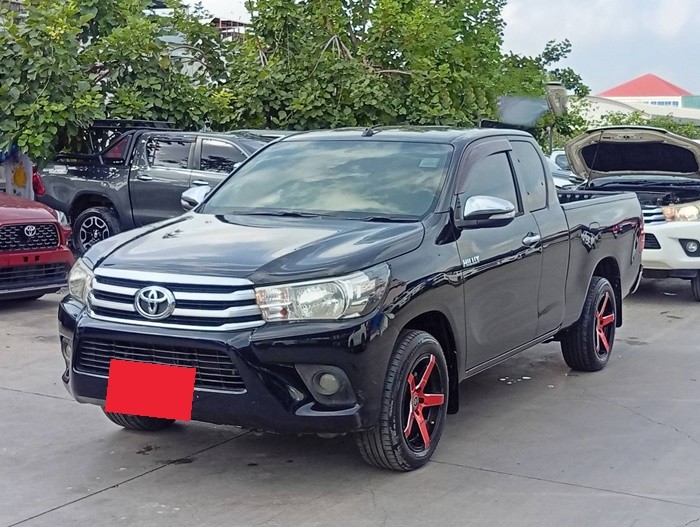 TOYOTA Hilux