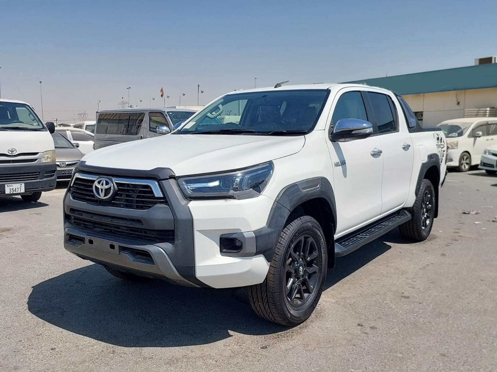 TOYOTA Hilux
