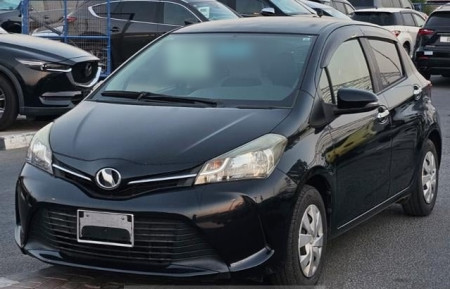 TOYOTA Vitz