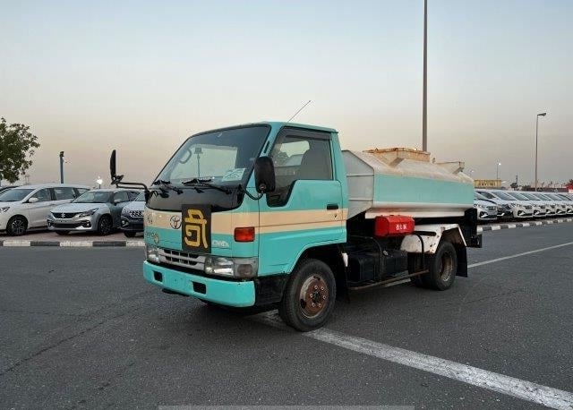 TOYOTA Dyna