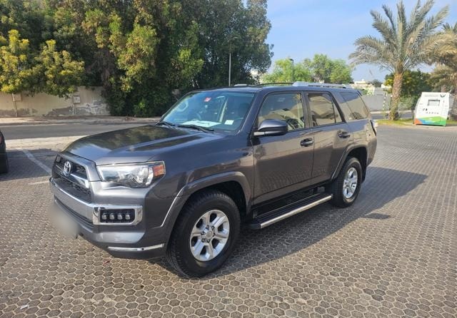 TOYOTA 4 RUNNER